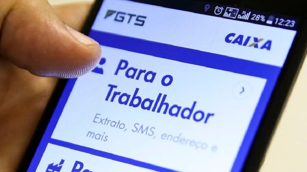 Lucro de R$ 13 bilhões do FGTS: veja quanto você vai receber e como calcular