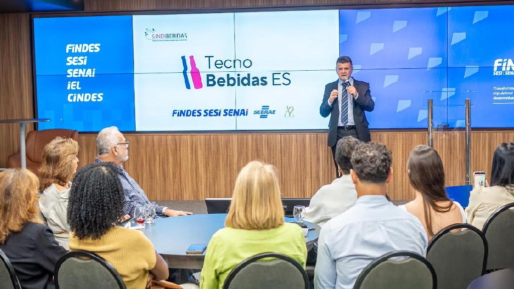 Sindibebidas presta homenagem póstuma a Sérgio Rodrigues da Costa e empossa novo presidente 