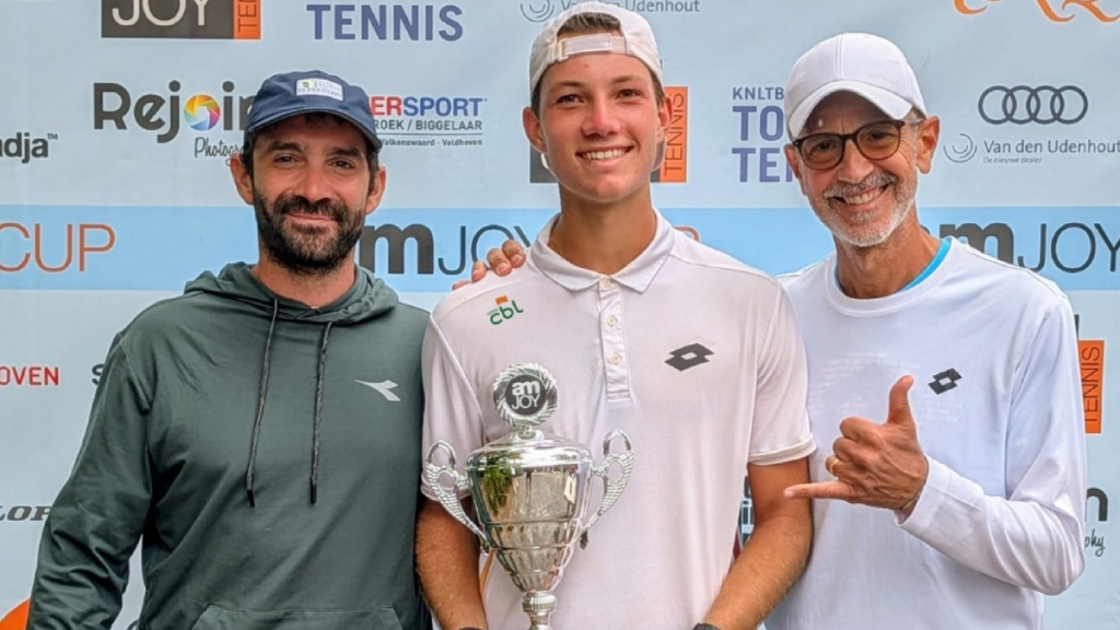 Capixaba Victor Pignaton vence batalha e é campeão em Eindhoven, na Holanda