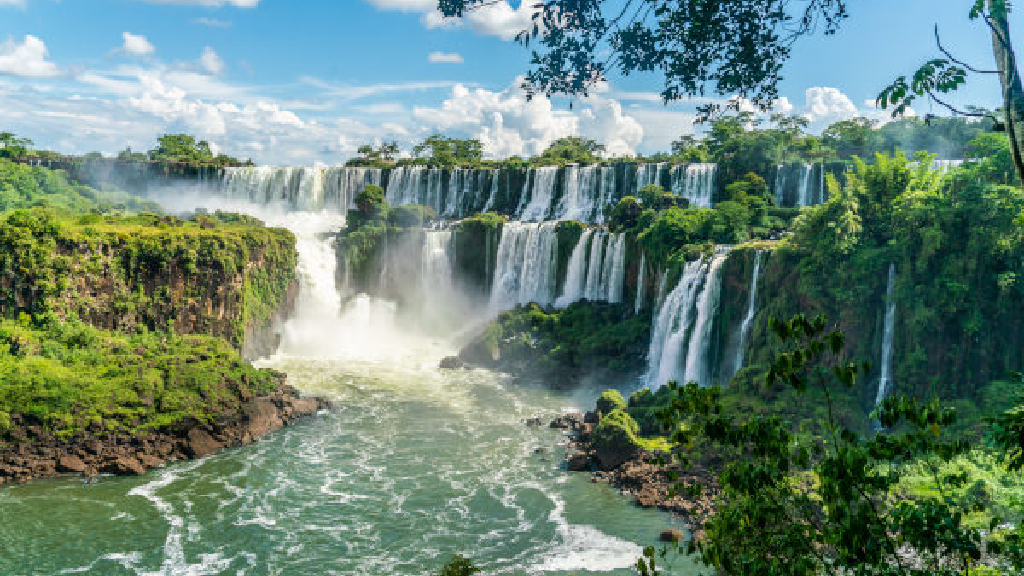 Destinos brasileiros para viajar na baixa temporada