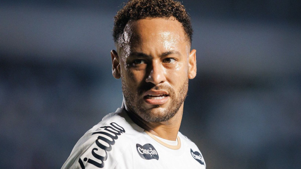 Neymar “cobra” torcida do Santos e lamenta: “Vila não é alçapão”