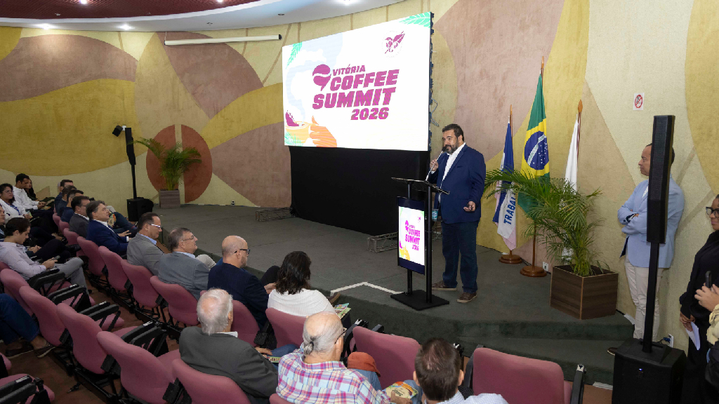 Vitória Coffee Summit 2026 levará players internacionais e nacionais para ver de perto escoamento do café capixaba nos Porto de Vitória e Capuaba