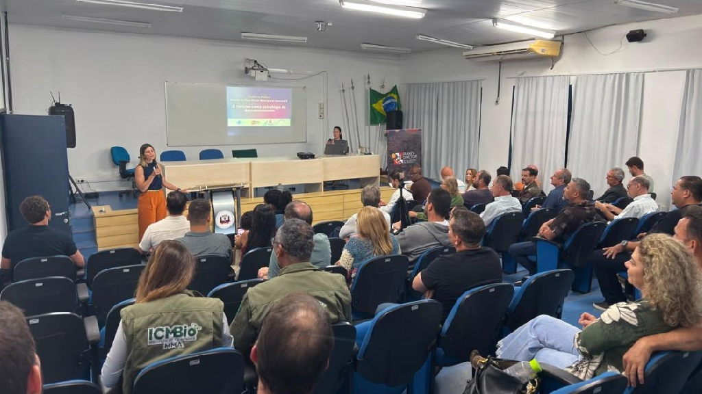PDM: Audiência Pública apresenta propostas para o zoneamento da orla e planejamento viário de Aracruz