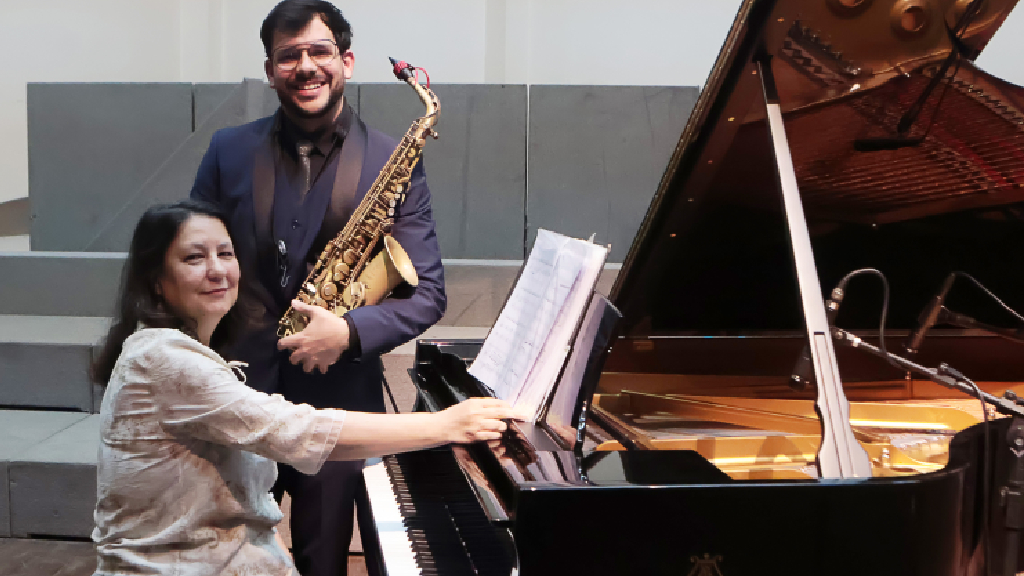 Duo Almeida-Galama leva formação de piano e saxofone para Som na Sexta